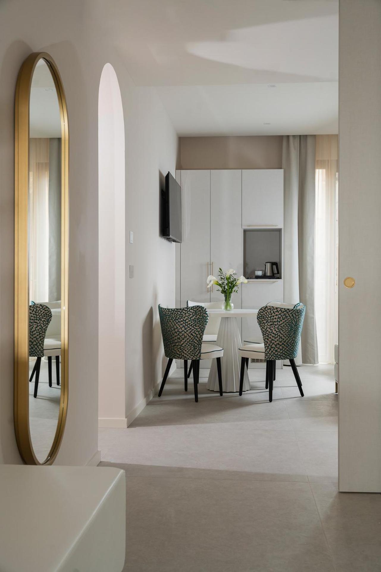 Parma E Oriente Wellness & 4*