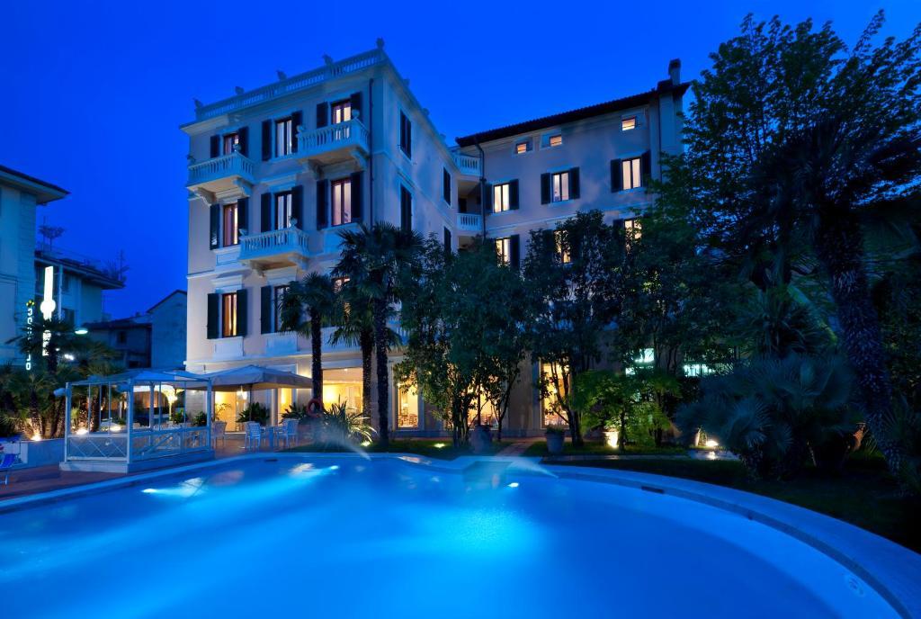 Parma E Oriente Wellness & 4*