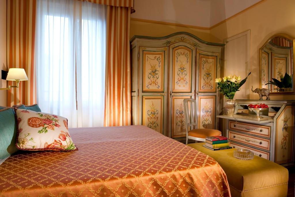 Parma E Oriente Wellness & 4*
